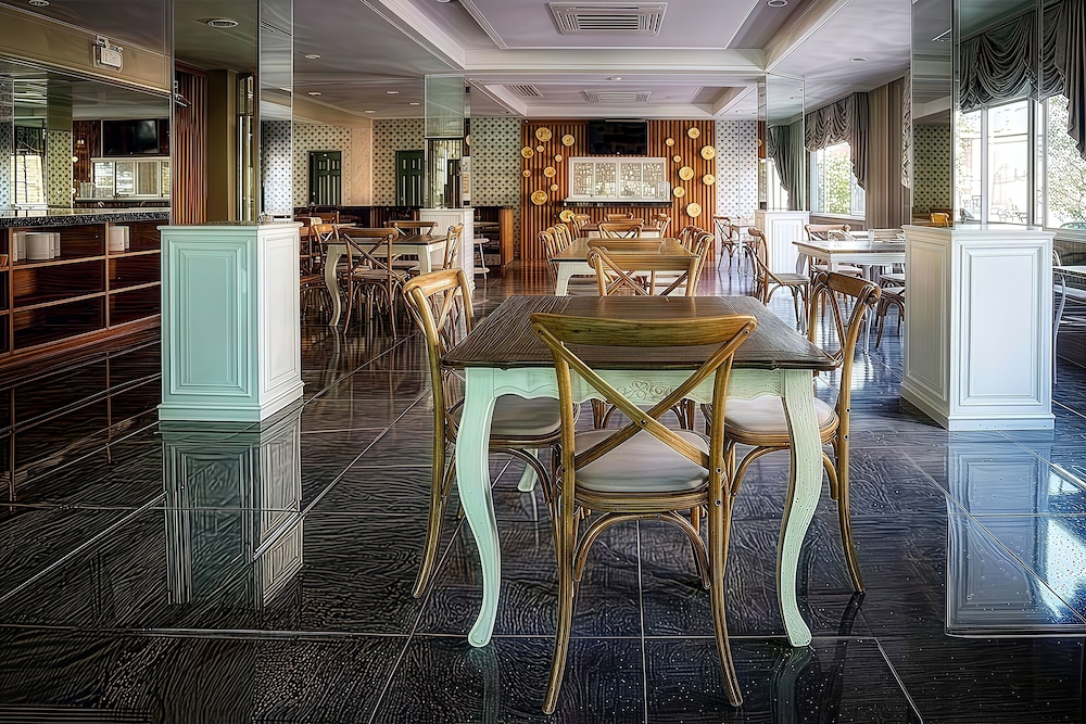 Harmonize Hotel 75/75