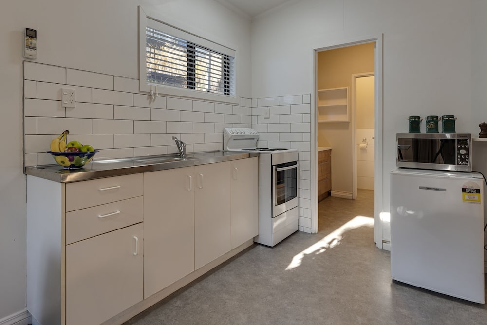Abba Court Motel & Apartments 7/58