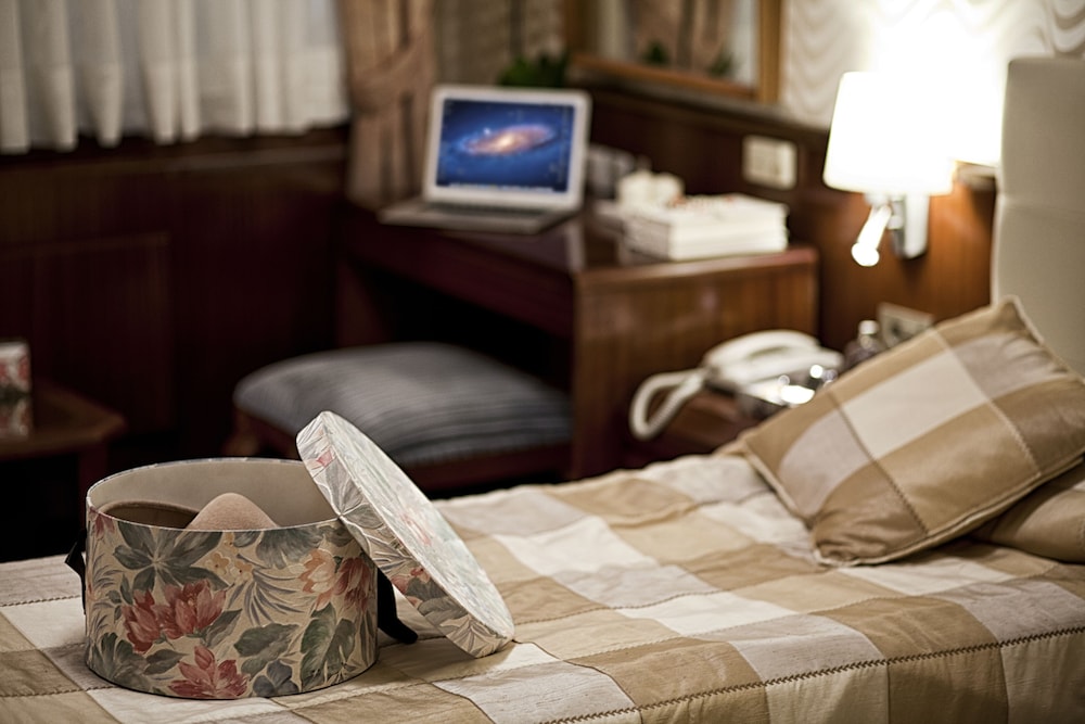Best Hotel 5/54
