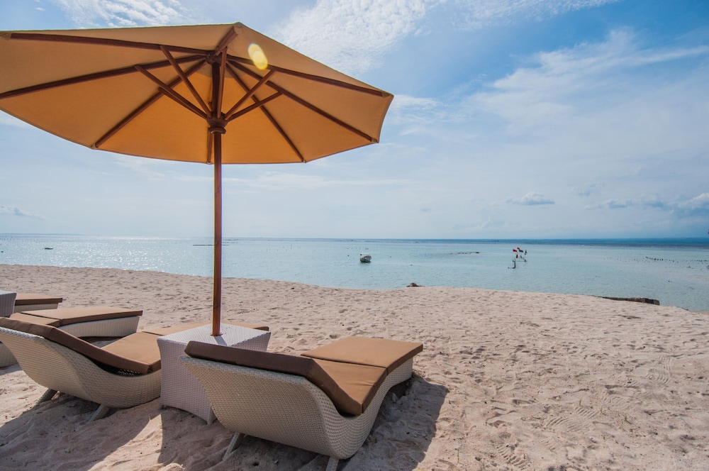 d'Nusa Beach Club and Resort 31/50