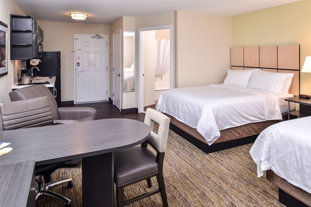 Candlewood Suites Sierra Vista 10/52