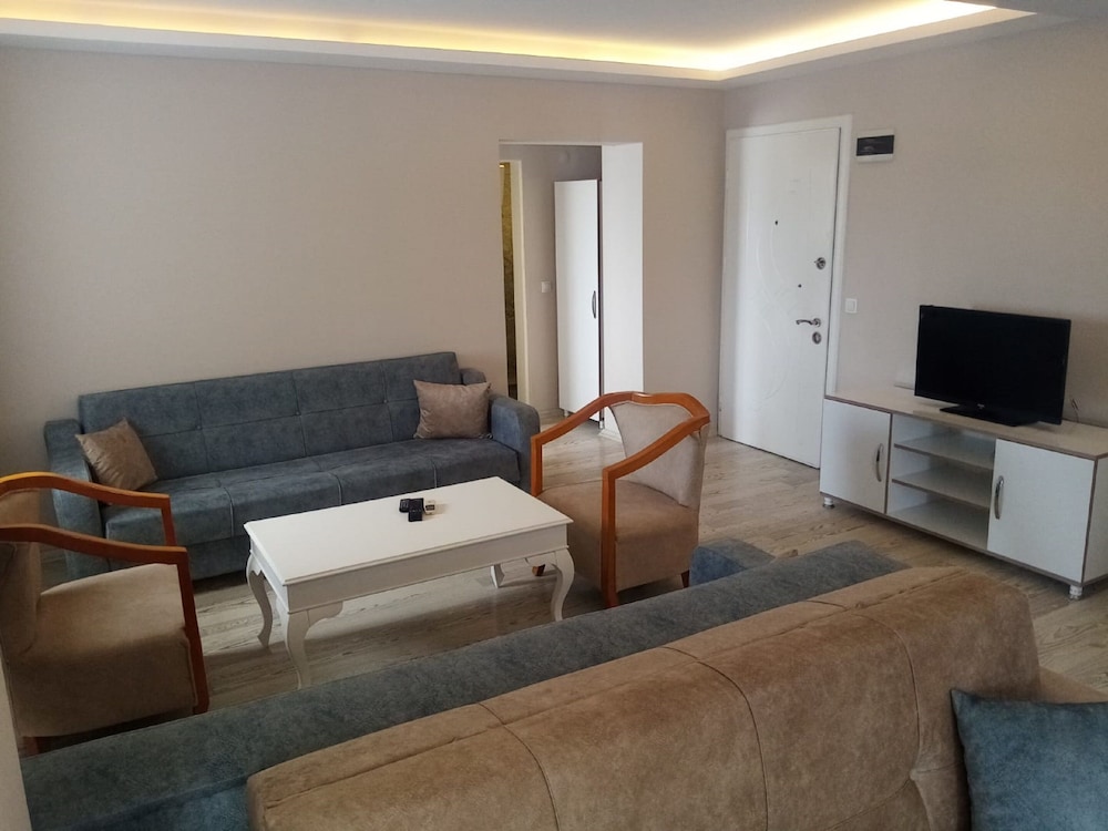 Silver Tower Residence 27/50