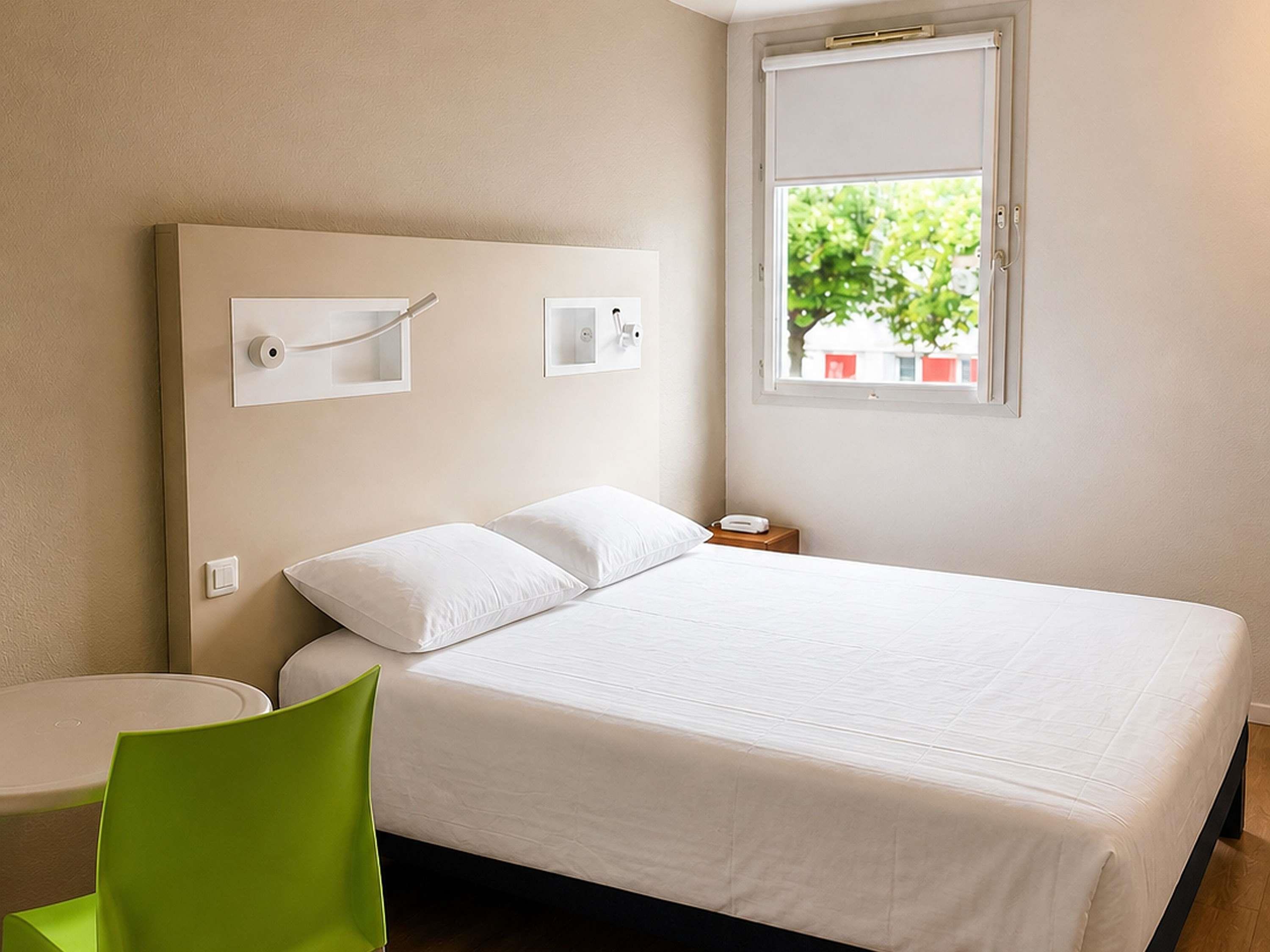 Standard, Double Bed