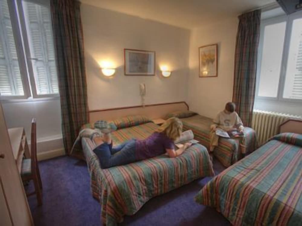 Hotel de Nevers 14/25