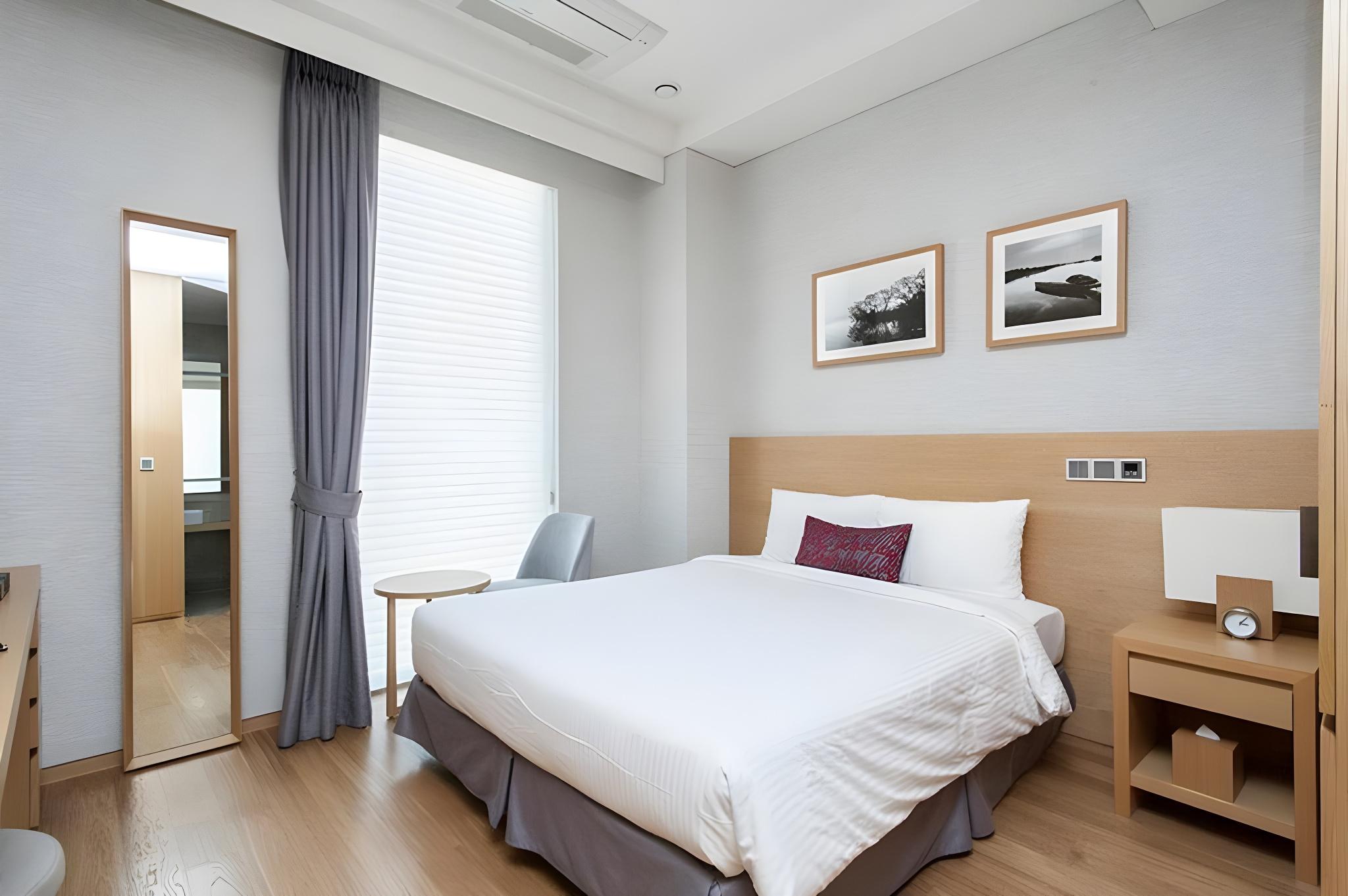 Interior, Suite, Terrace, High Floor