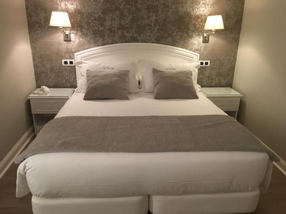 Sercotel Las Rocas Playa Hotel 37/38