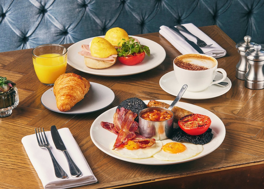 Sofitel London St James 52/70