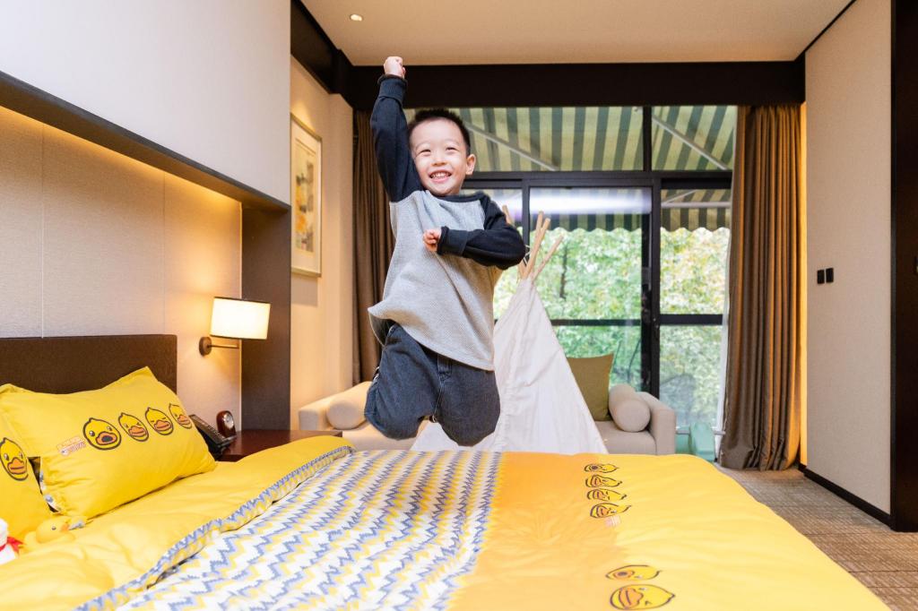 Family, King Bed