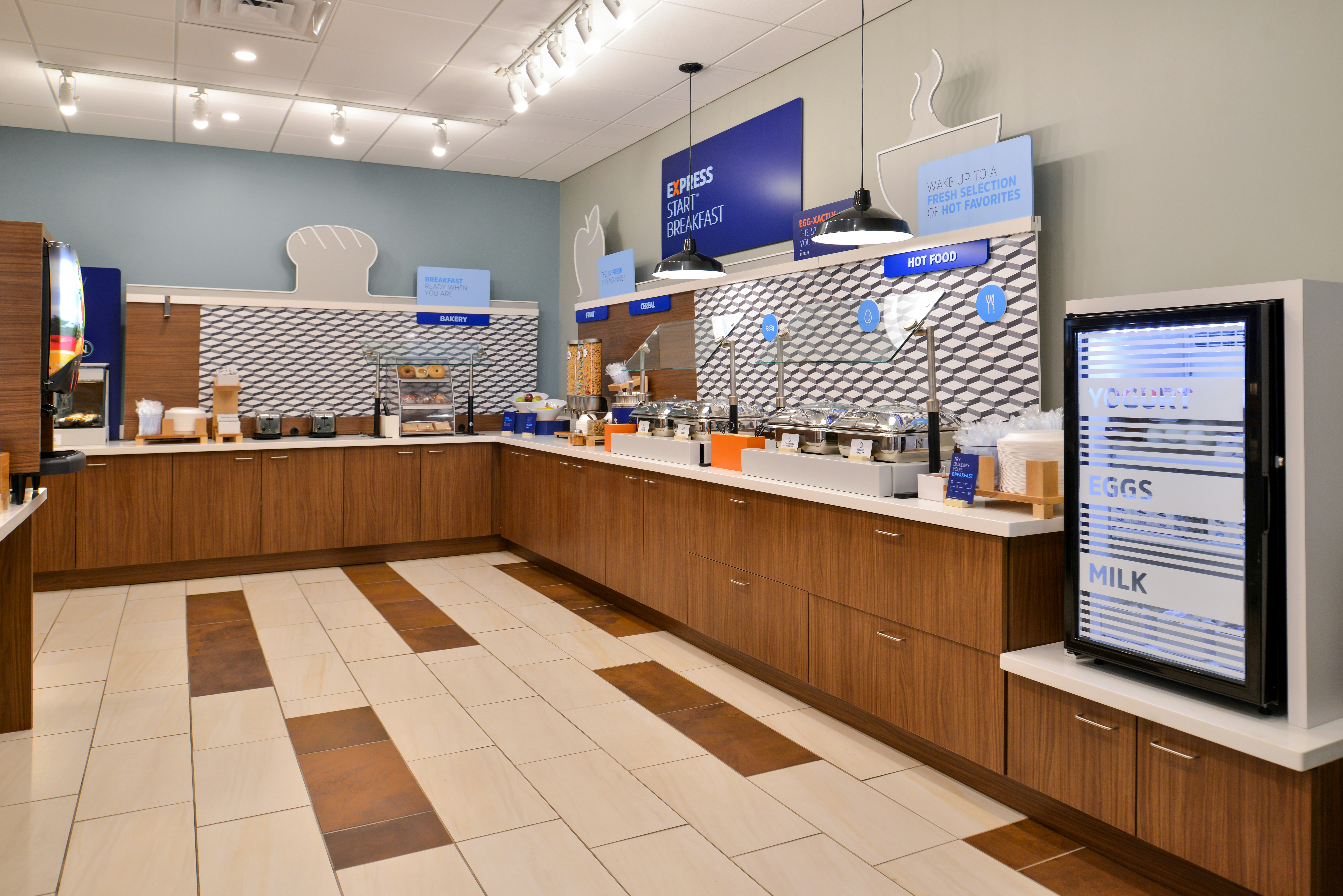 Holiday Inn Express & Suites Ruskin - Sun City 10/59