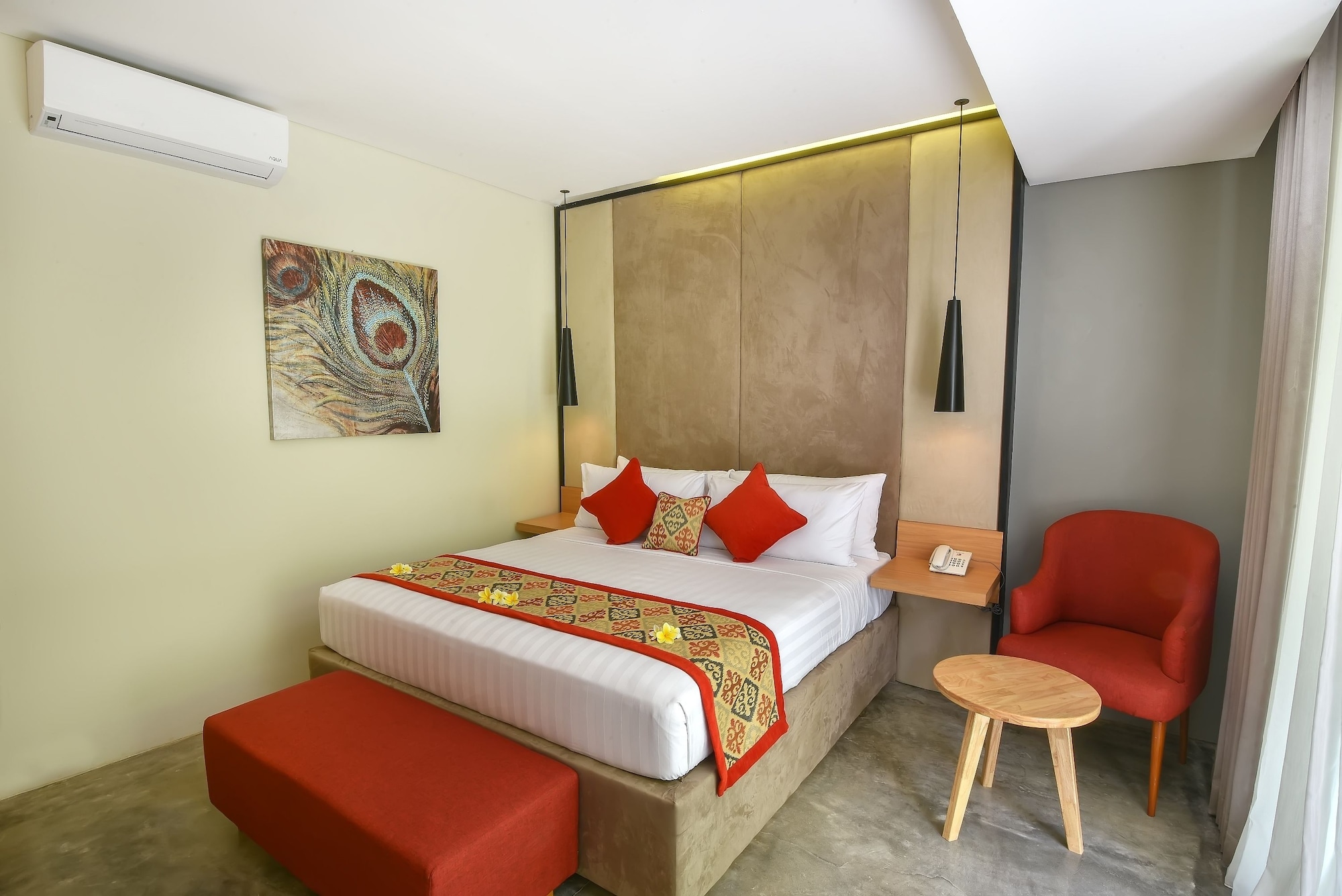 GRAND, DOUBLE BED