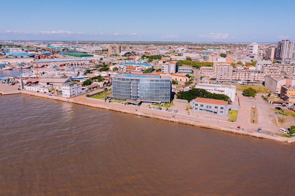 Beira Terrace Hotel 44/50