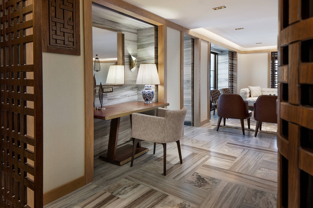 Jw Marriott Istanbul Bosphorus 32/43