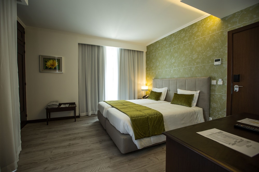 Santa Cruz Village Hotel 15/69