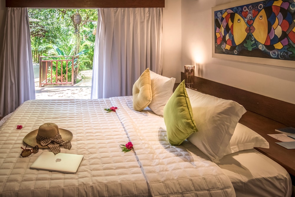 SOMBRA E AGUA FRESCA RESORT 35/49