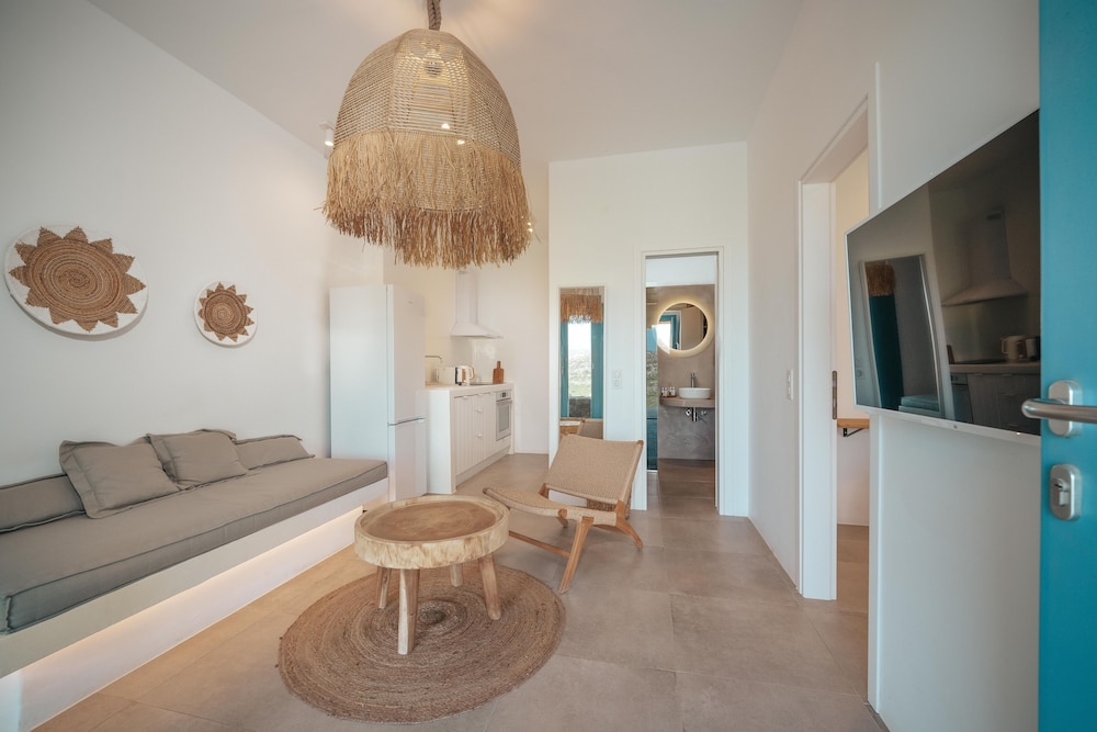 ANEMELA MYKONOS VILLAS & SUITES 32/50