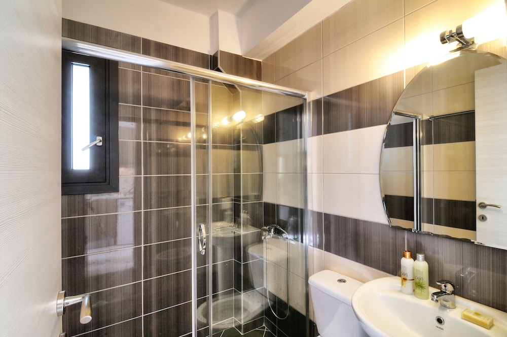 MYRTOS MARE SUITES 46/46