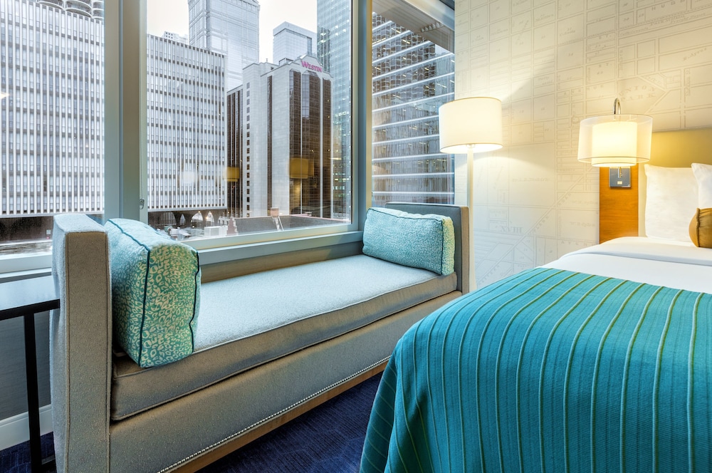 Kinzie Hotel 14/39