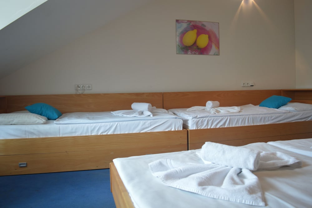 Claris Hotel 23/62