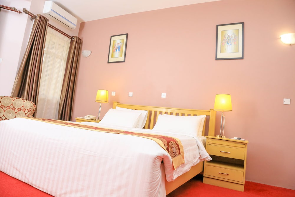 Hotel 7 Seasons Entebbe 19/55