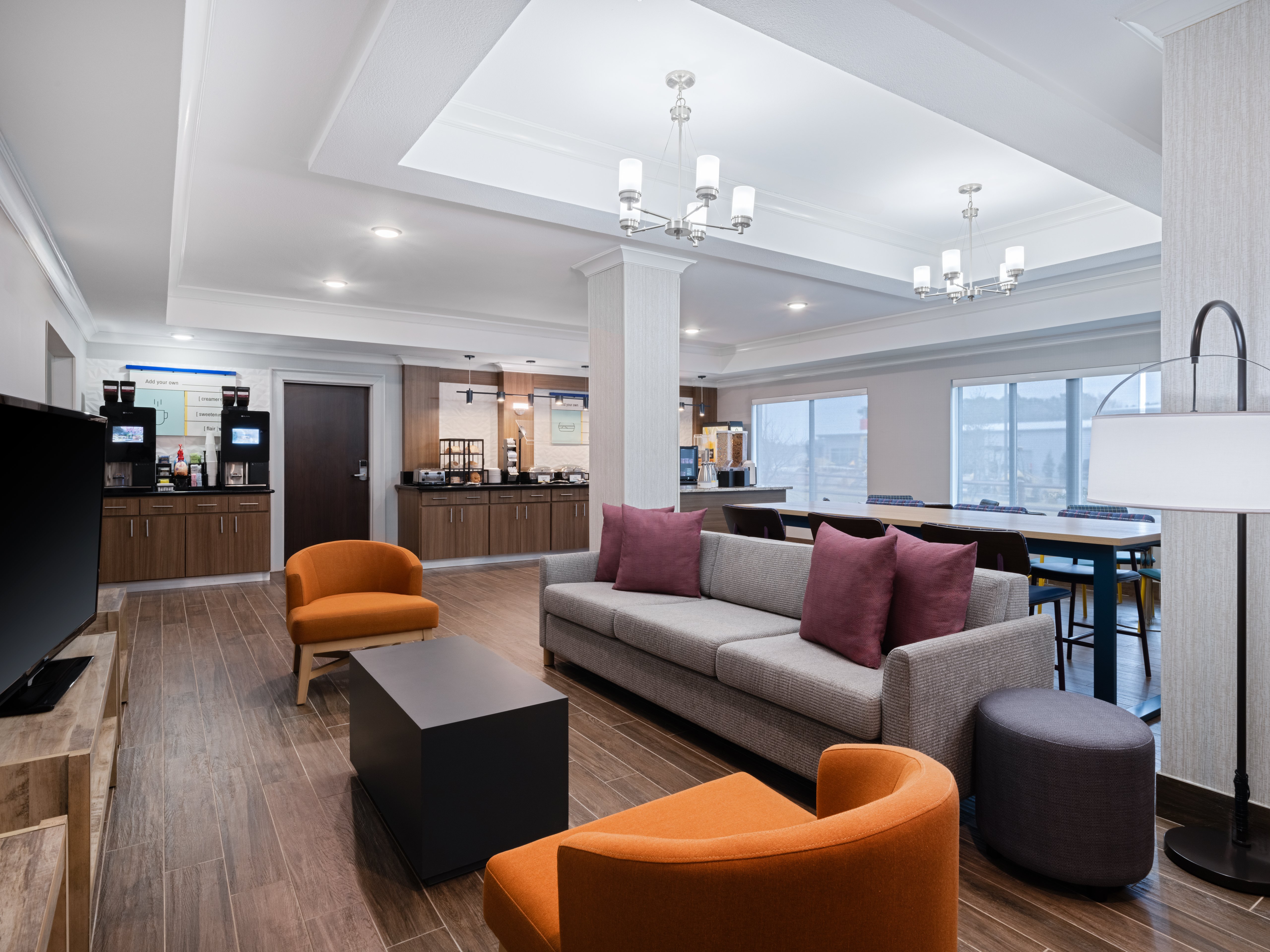 Garner Hotel Longview South by IHG 33/41