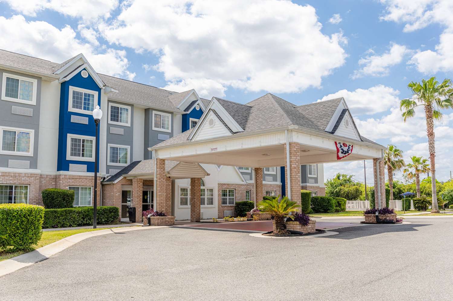 Microtel Inn Suites Kingsland 52/55