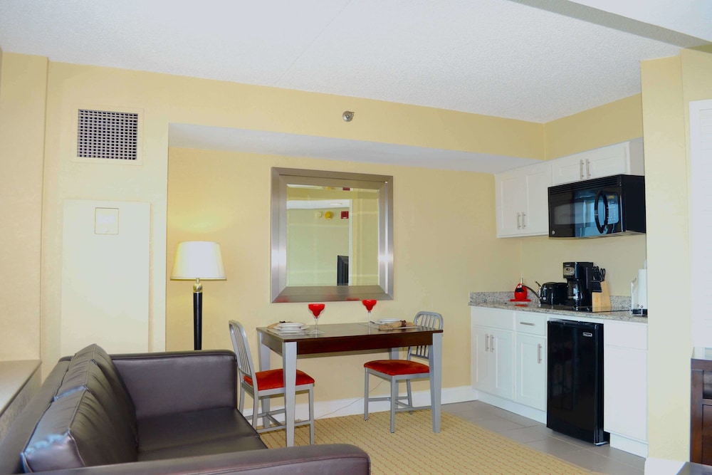 Boardwalk Resorts at Atlantic Palace 19/34