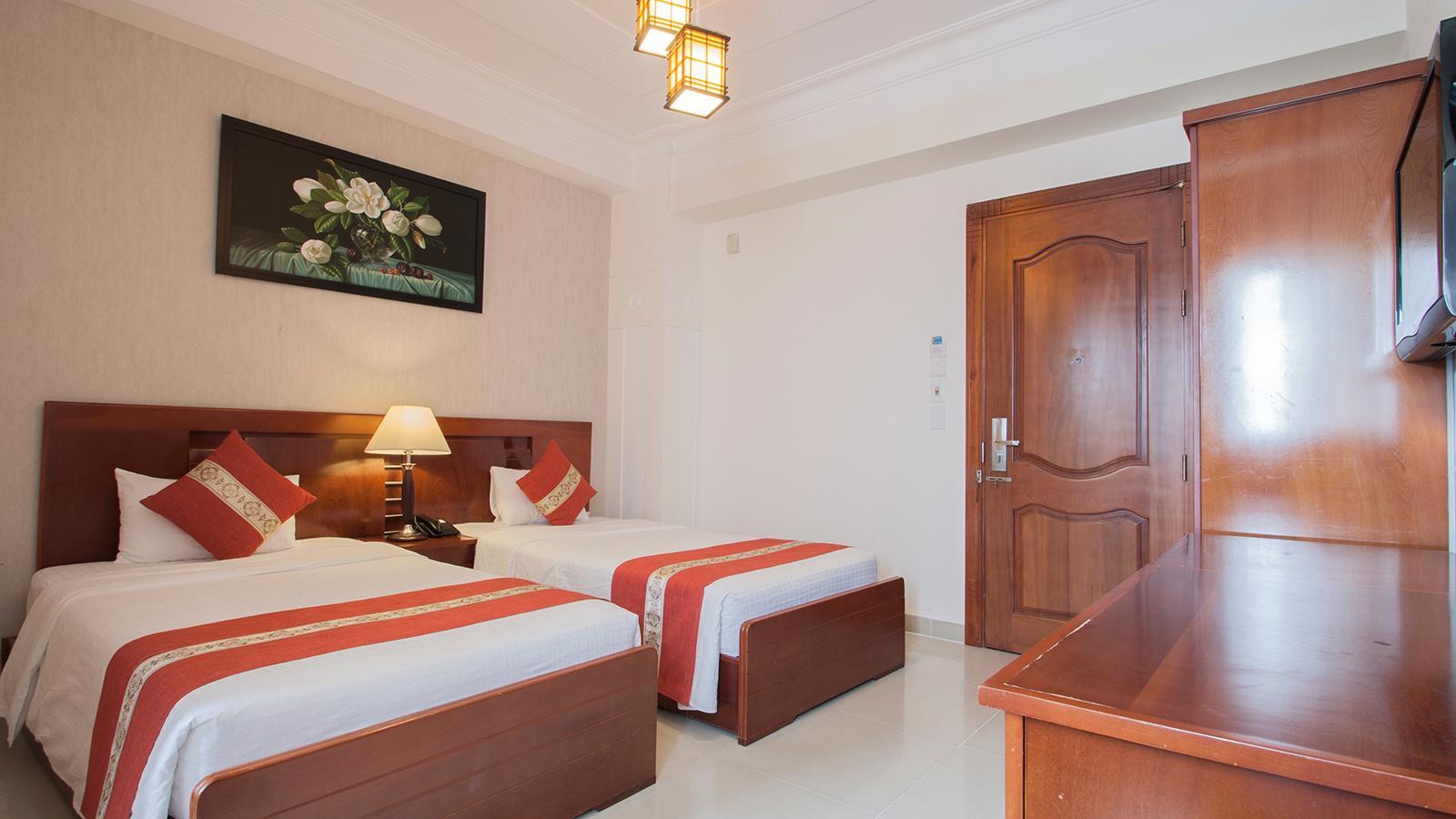 Superior, Twin Beds