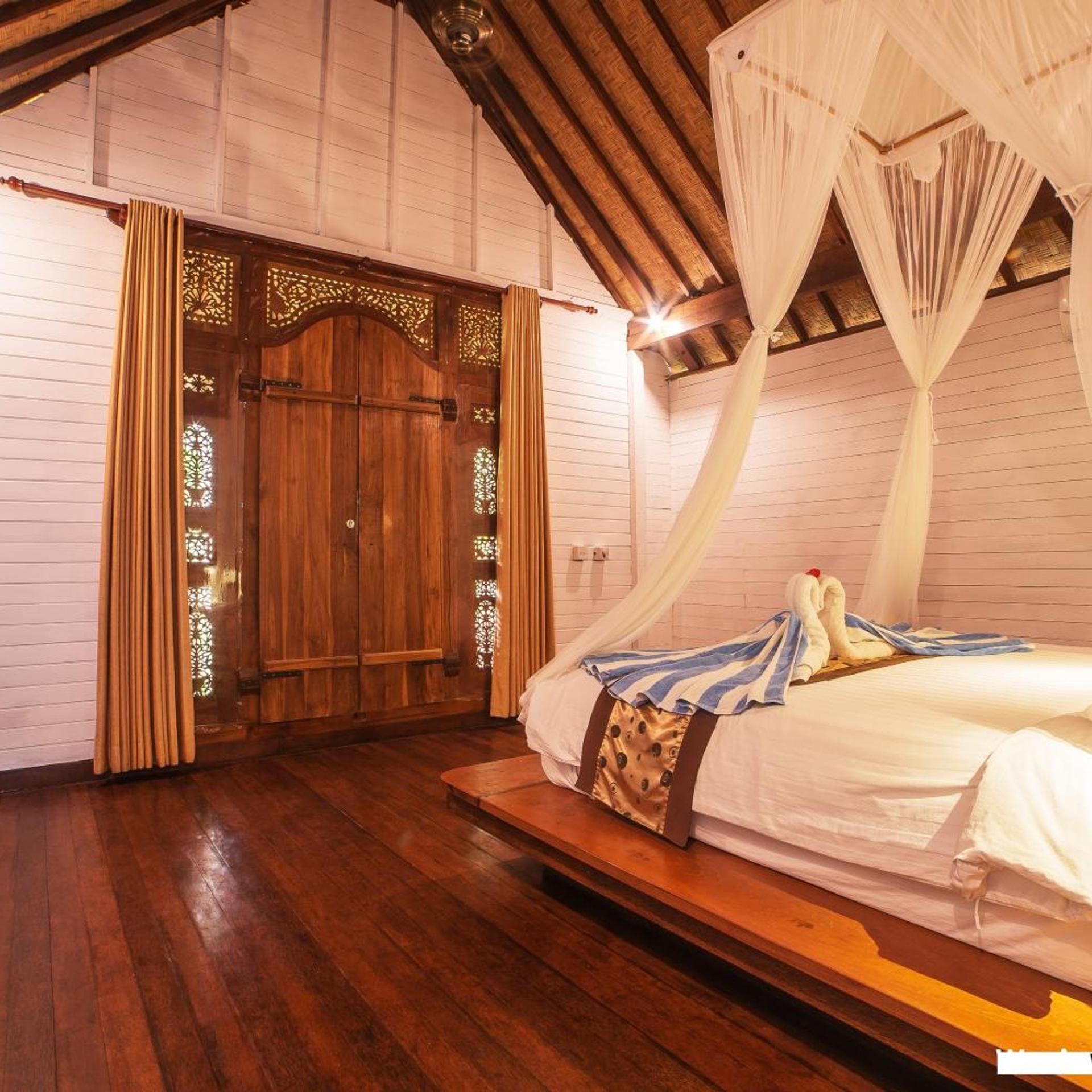 Warisan Villa 11/50