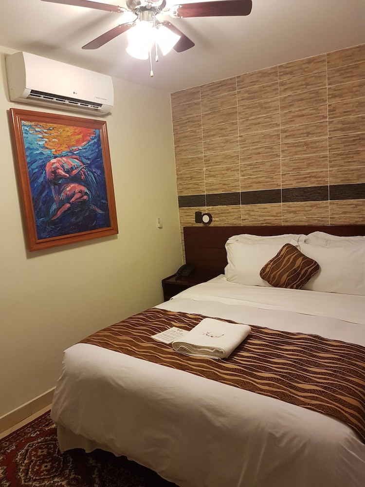 Samiria Jungle Hotel 7/50