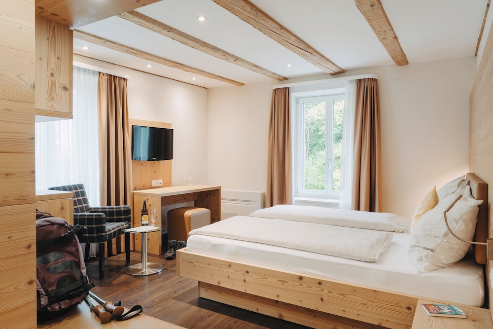 غرفة قياسية بسريرين منفصلين، Boutique Hotel Waldegg Horw 4/9