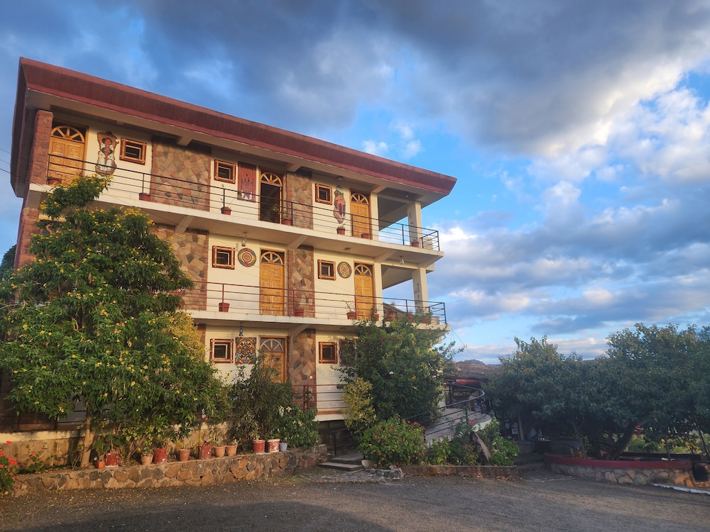 Sora Lodge Lalibela 2/50