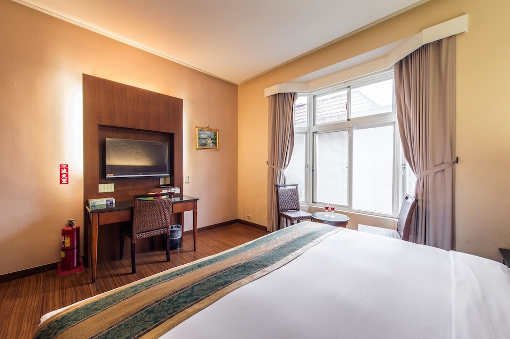 STANDARD, DOUBLE OR TWIN BED