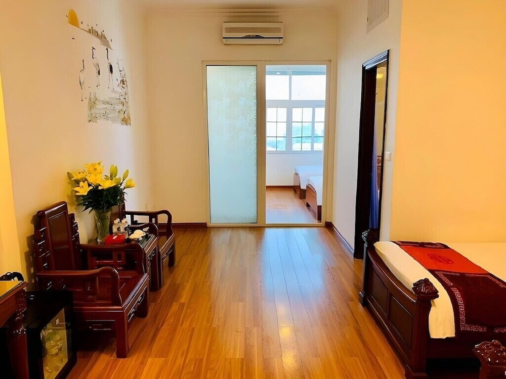 Phoenix Palace 35/50