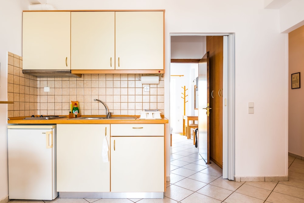 Thalassa Apartments 8/50
