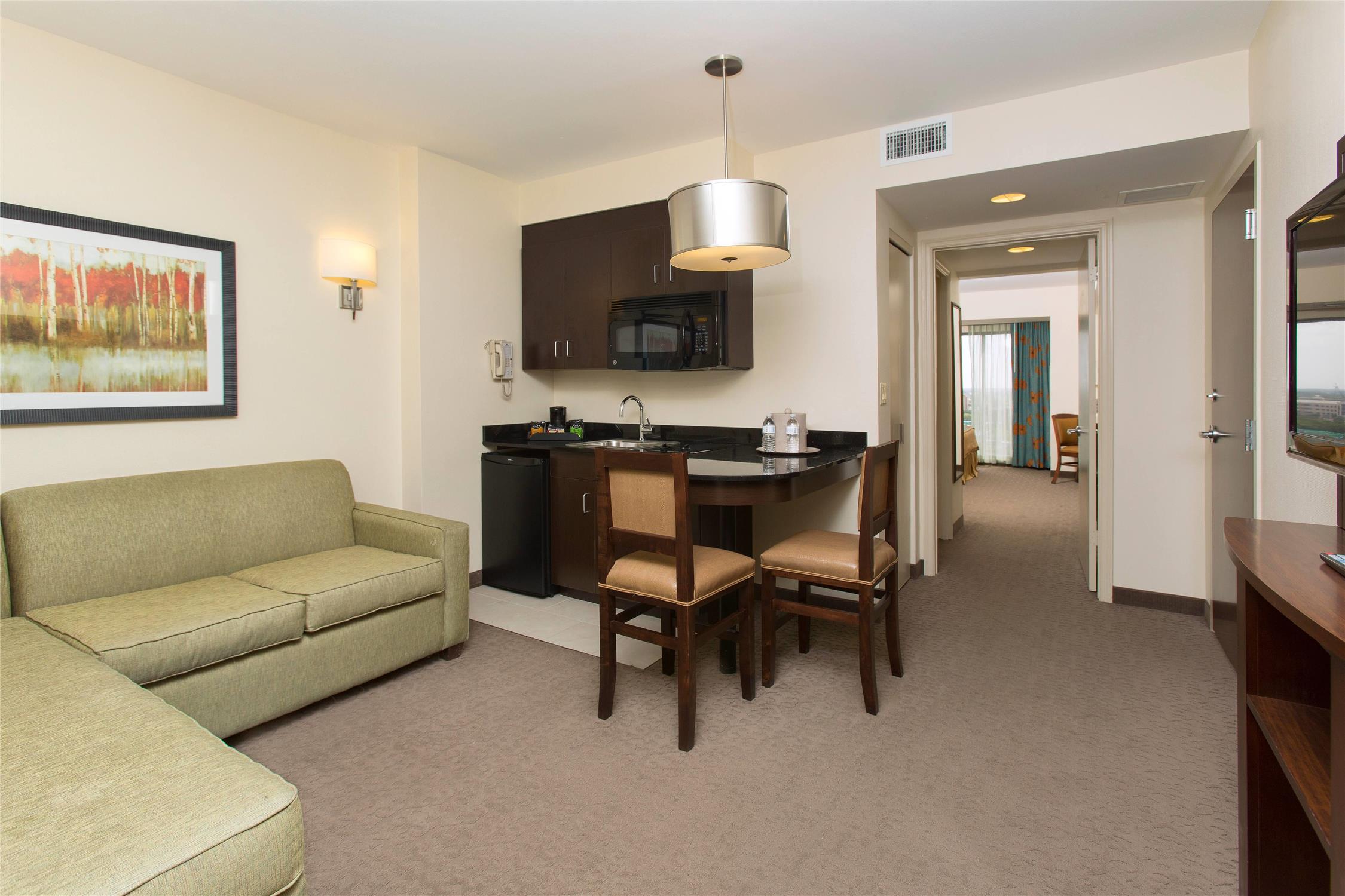 Ramada Plaza by Wyndham Orlando Resort & Suites Intl Drive 11/22