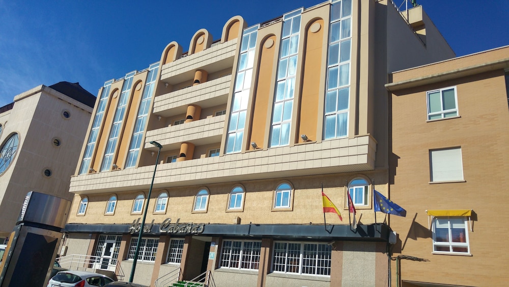 Hotel Cabanas 1/45