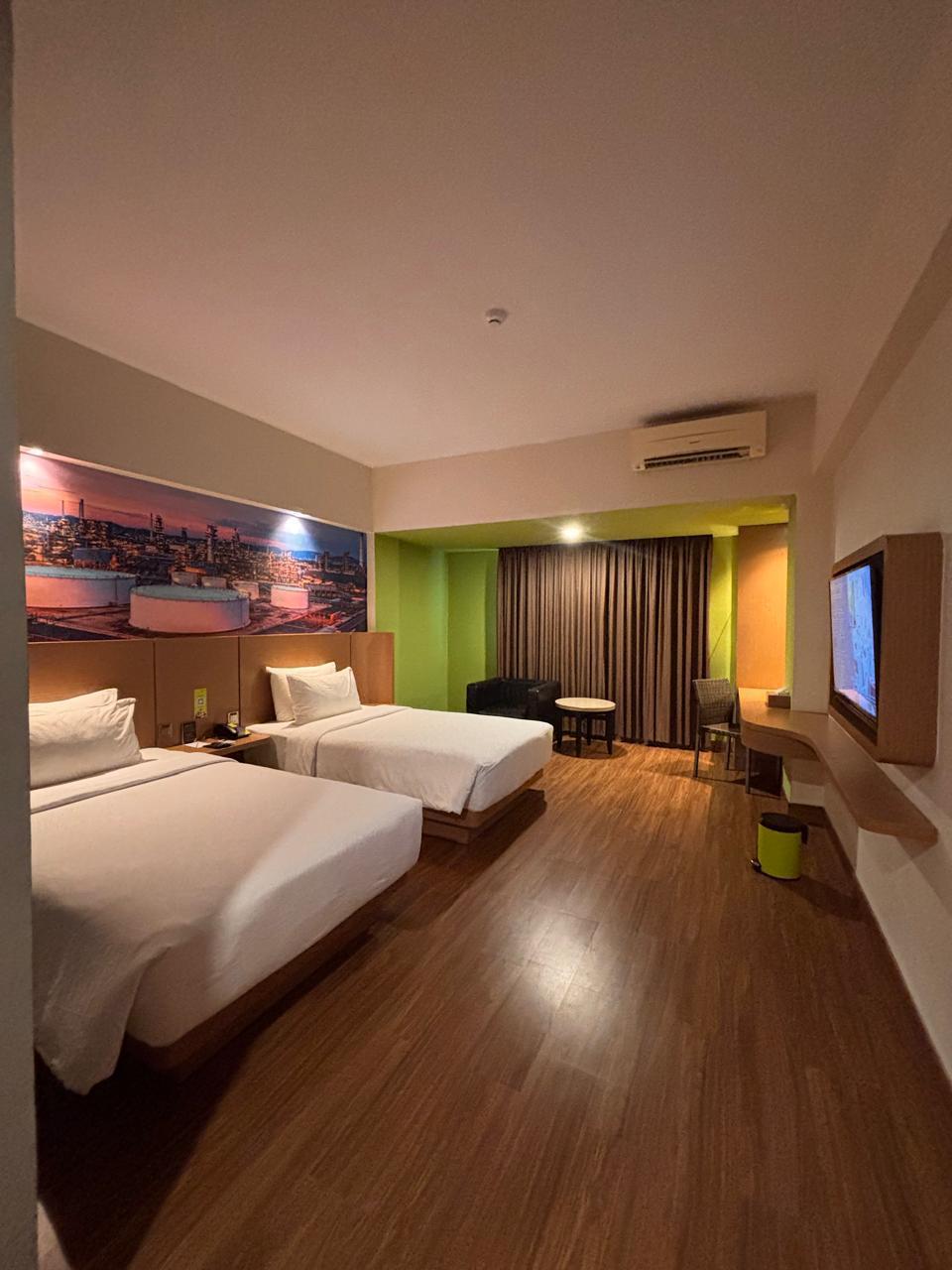 Max Warmth, Twin Beds