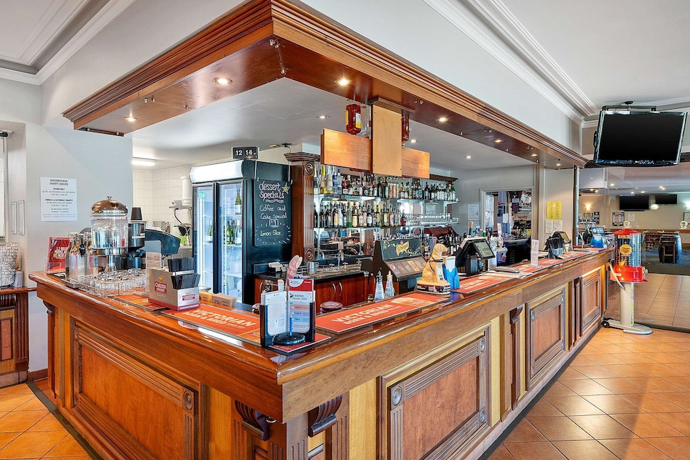 Sherbourne Terrace Hotel 31/39