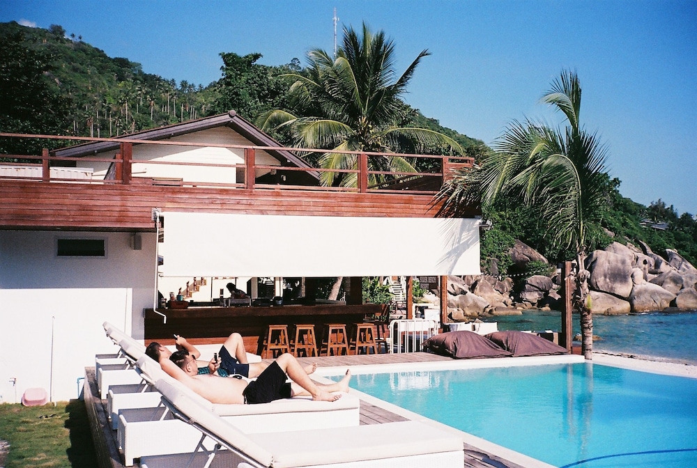 Silver Beach Resort 15/65