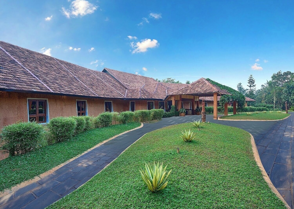 BANASURA HILL RESORT 36/50