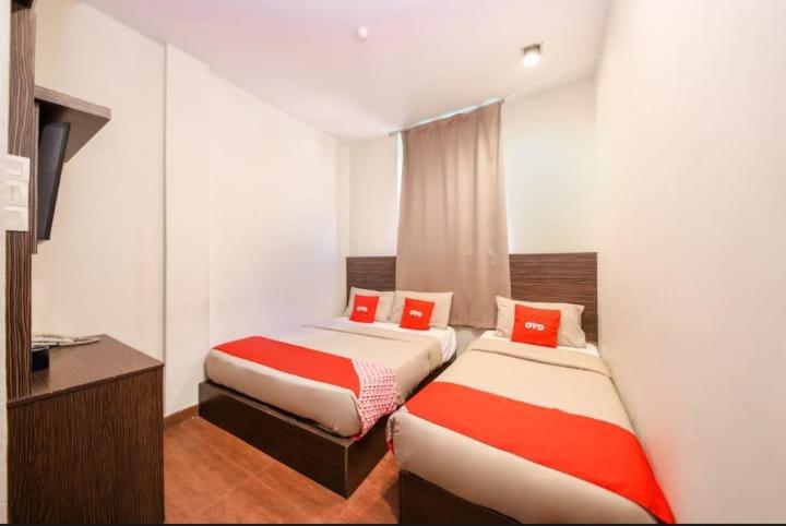 Oyo 108 Golden Palace Hotel 20/50