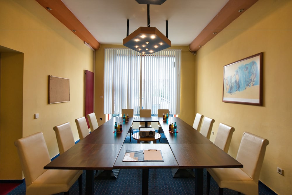 ART-HOTEL CHARLOTTENBURGER HOF 39/50