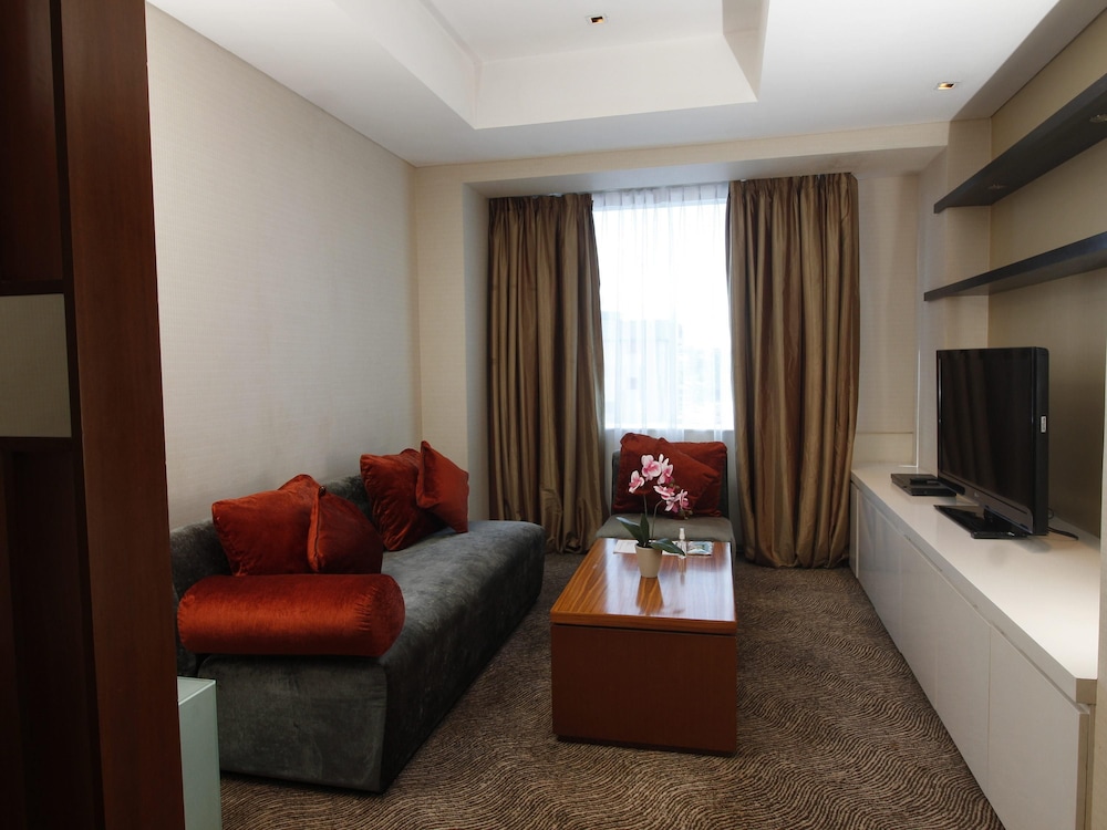 NOVOTEL BALIKPAPAN 52/74