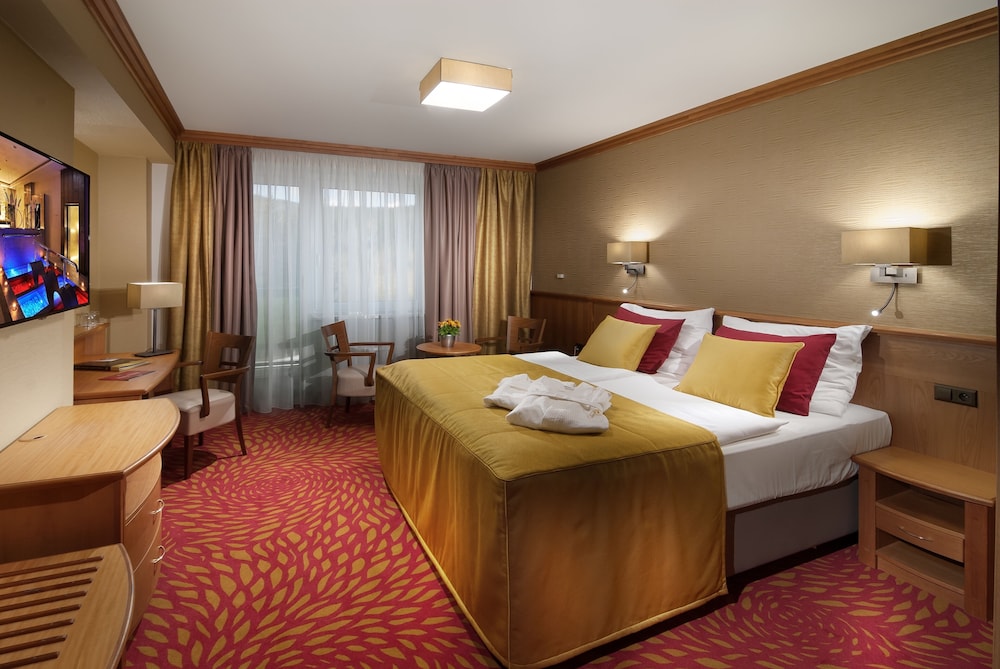 Hotel Harmony Club Hotel 25/67