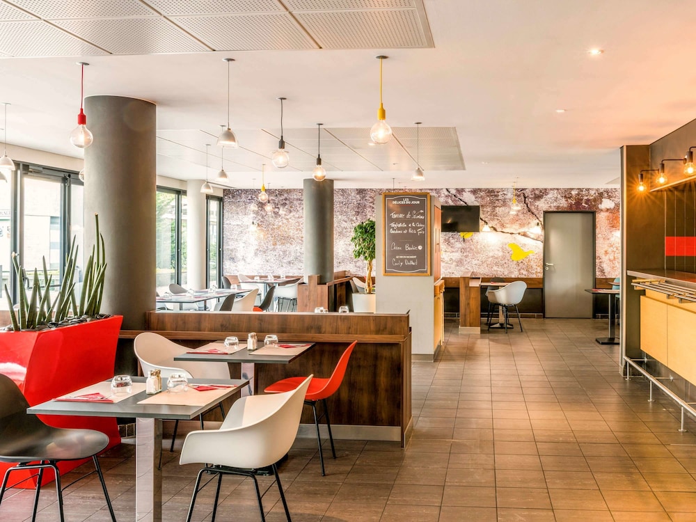 restaurant-cafeteria
