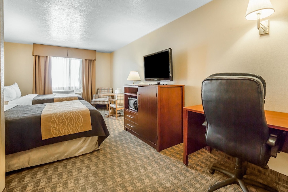 Quality Inn & Suites Fillmore I-15 17/40