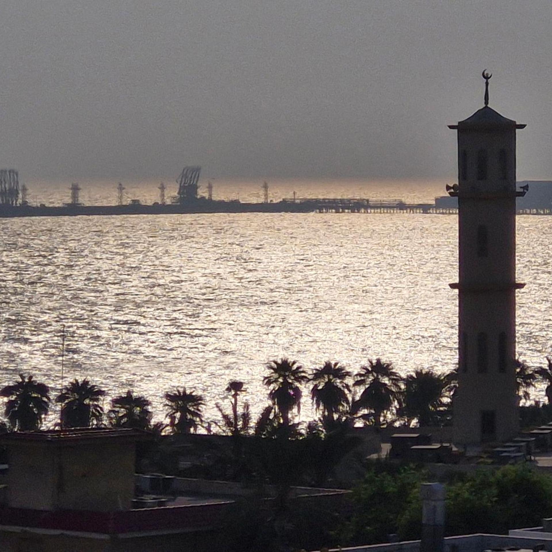 Ocean View Hotel Kuwait 54/61