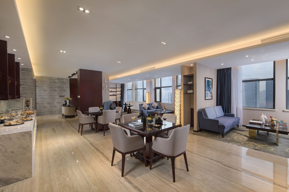 Huayou New Century Grand Hotel 27/50