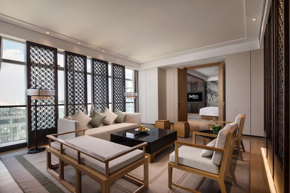 Radisson Ningbo Beilun 25/39