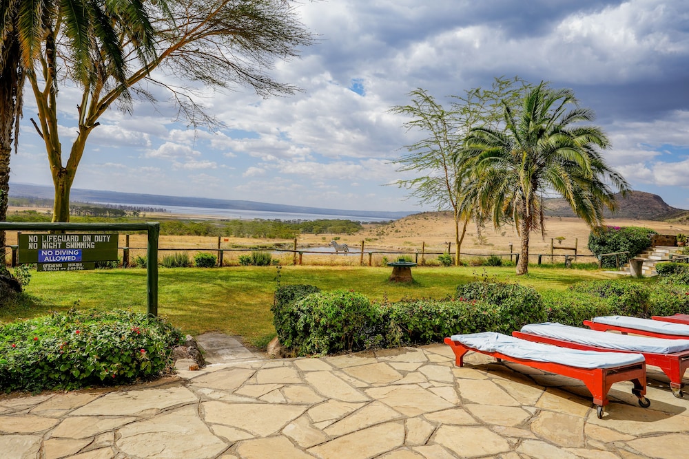 Lake Nakuru Lodge - All Inclusive 31/32